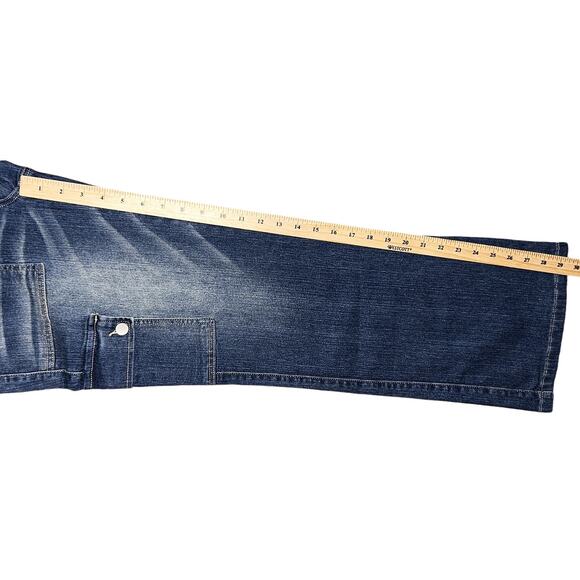 NWT Flap Pocket Mid-Rise Flared Jeans Small 28"x30" - Picture 4 of 7
